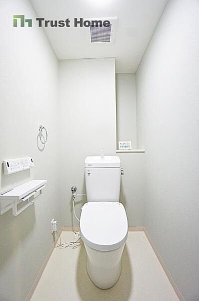 トイレを拡大表示