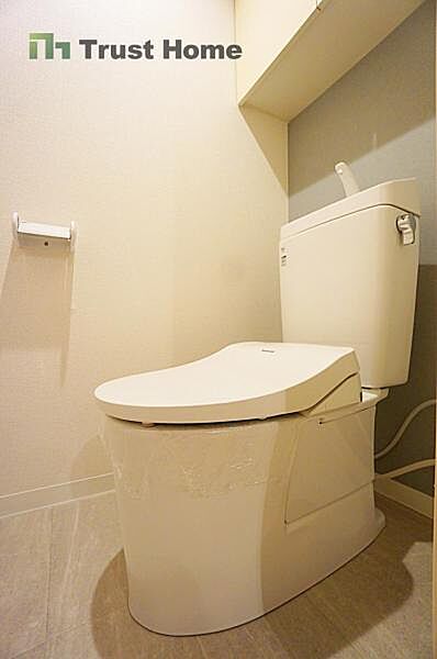 トイレを拡大表示