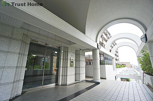 エントランスを拡大表示