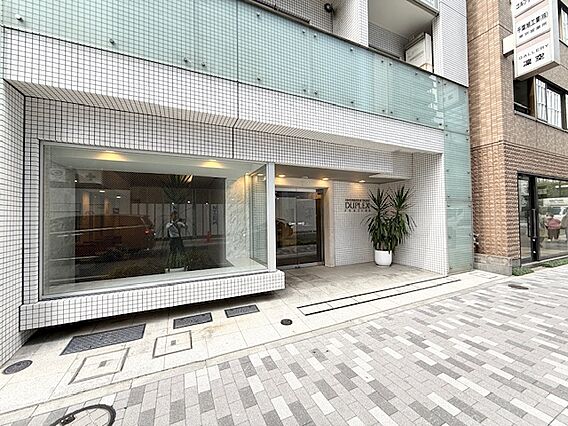 落ち着きのある...