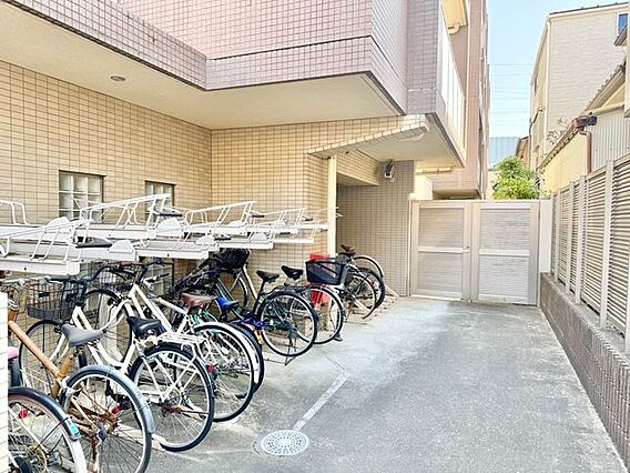 駐輪場