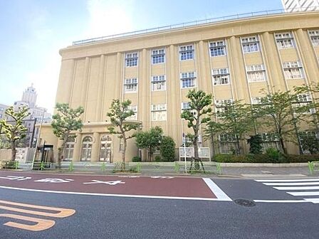 中央区立明石小学校 450m