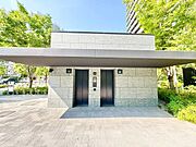 敷地内駐輪場。