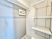 ウォークインクローゼット付き！お部屋もすっきり片づけられます