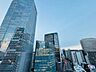 その他：広い空と遠くにそびえ立つビルディング。開放感も眺望も兼ね備えたバルコニーです。