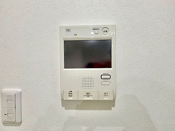 来訪者の確認が...