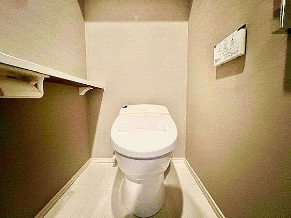 トイレを拡大表示