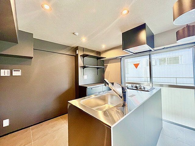 キッチン シティーマンション赤坂 8階/-
