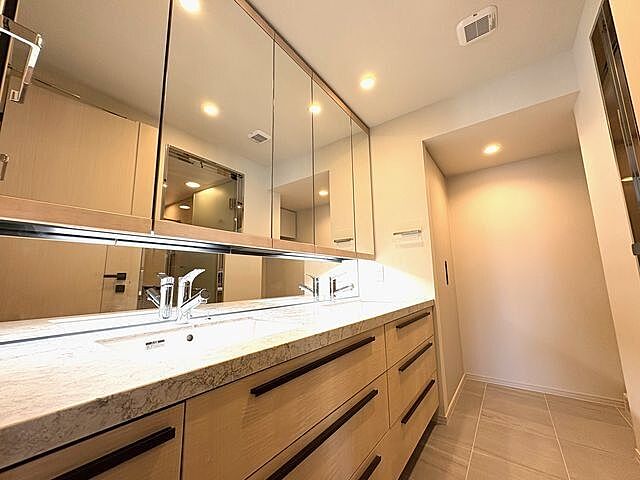 洗面 パークタワー西新宿 39階/-