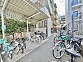 敷地内駐輪場。