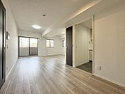 少しでも豊かに快適に。そんな想いから生まれた邸宅は、これから先の生活をきっと支えてくれるはずです。