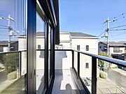 バルコニーに出た時には、頬をなでる優しい風を感じることが出来ます。