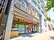 セブンイレブン麻布十番駅前店 30m
