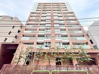 外観:都心の“賑わい”と自然の“潤い”を享受できる暮らしやすいロケーションが魅力。 外観:都心の“賑わい”と自然の“潤い”を享受できる暮らしやすいロケーションが魅力。
