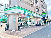 ファミリーマート大島五丁目店 98m