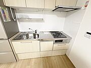 毎日をもっと軽やかに、キッチンワークをもっと効率的に。人に寄り添った美しい道具、使いこなす楽しみも。