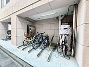 敷地内駐輪場。