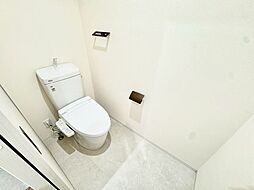 毎日使う場所だからこそ、使い勝手を考慮しました。白を基調に、飽きのこない空間に。