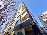 洗練されたデザインと機能性が織りなすこだわりの住空間。ゆったりとした時間をお過ごしください。