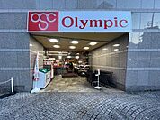 Olympic新宿百人町店 240m