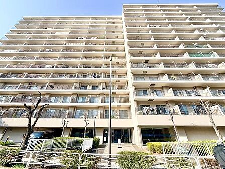 お住まいはご家族を見守り受け入れてくれます。都会の喧騒を離れ、ゆったりとした時間をお過ごしください。
