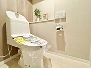 シンプルな色使いとデザインでリラックスできる快適な空間を演出。