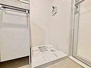 防水パン付洗濯機置場。