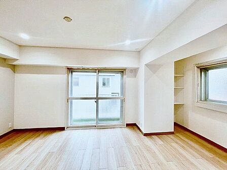 伸びやかな空間のなかで、ゆったりとしたひと時を過ごせます。