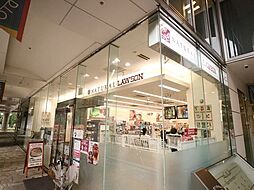 ナチュラルローソンコモディオ汐留店 180m
