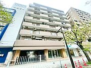 休日にショッピングを愉しんだり、美味しいものを食べたり、そんな彩りある暮らしが享受できる立地。