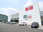 ユニクロ大森北店 350m