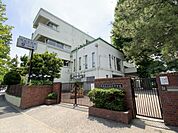 新宿区立四谷中学校 500m