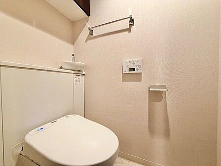 毎日使う場所だからこそ、使い勝手を考慮しました。白を基調に、飽きのこない空間に。