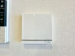 床暖房は空気を汚さず、ほこりも舞い上がらないので安心です。