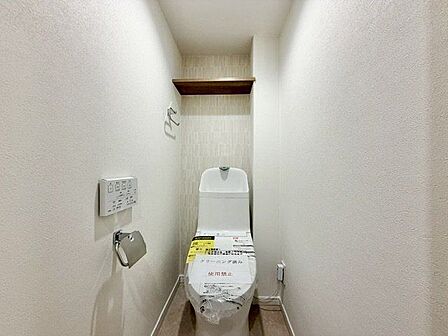 プライベート空間として機能や内装にこだわった、優しい雰囲気のトイレはリラックス空間へ。