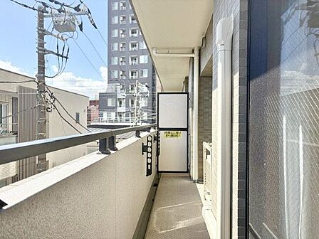 バルコニーに出た時には、頬をなでる優しい風を感じることが出来ます。