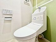 毎日使う場所だからこそ、使い勝手を考慮しました。白を基調に、飽きのこない空間に。