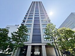 都心を自在に謳歌する羨望の立地。デザイン性と機能性が融合した美しい佇まい。