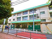 渋谷区立西原小学校 700m