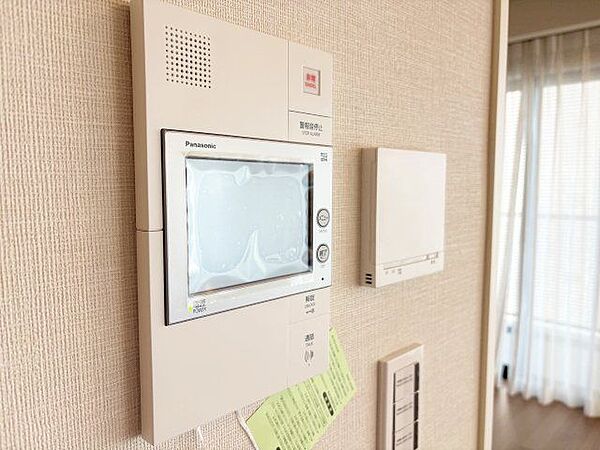 玄関を拡大表示