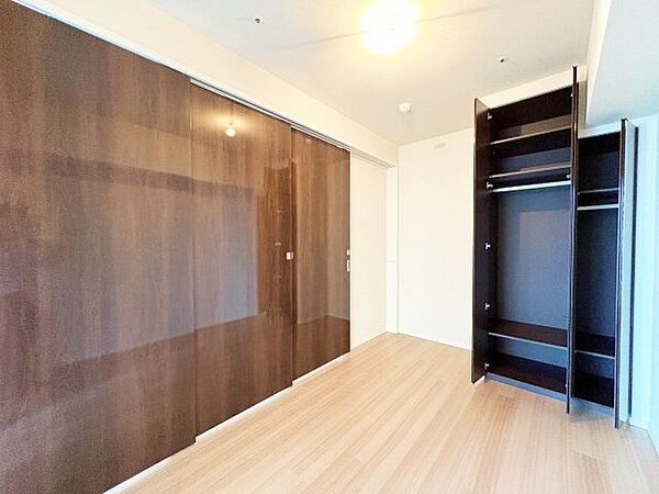 寝室を拡大表示