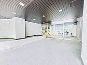 帰宅されるご家族や、訪れる方を優しく迎える・安らぎに満ちた生活空間を予感させてくれます。