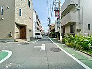 前面道路は約5ｍ。開放感のある立地です。