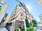 洗練されたデザインと機能性が織りなすこだわりの住空間。ゆったりとした時間をお過ごしください。
