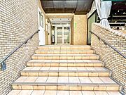 住まう方や訪れる方を優雅に誘う、上質なデザイン空間です。