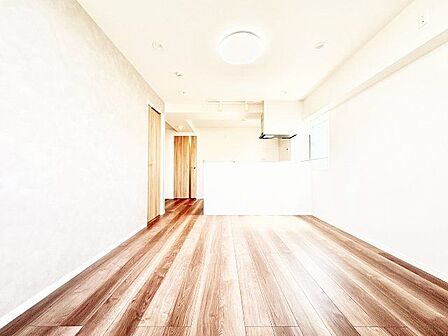 豊かな居住性と、クオリティが見事に調和した住空間は、住まうことの喜びを感じさせてくれます。