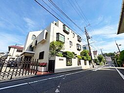 住む人がいつまでも心地良さを感じ続けられる多様な住空間を創造します。