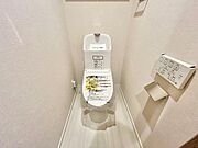 シンプルな色使いとデザインでリラックスできる快適な空間を演出。