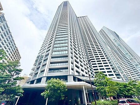 快適な暮らしを実現するアクセス良好な好立地。日々の暮らしが充実する利便性の高い住環境です。
