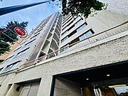 住む人がいつまでも心地良さを感じ続けられる多様な住空間を創造します。